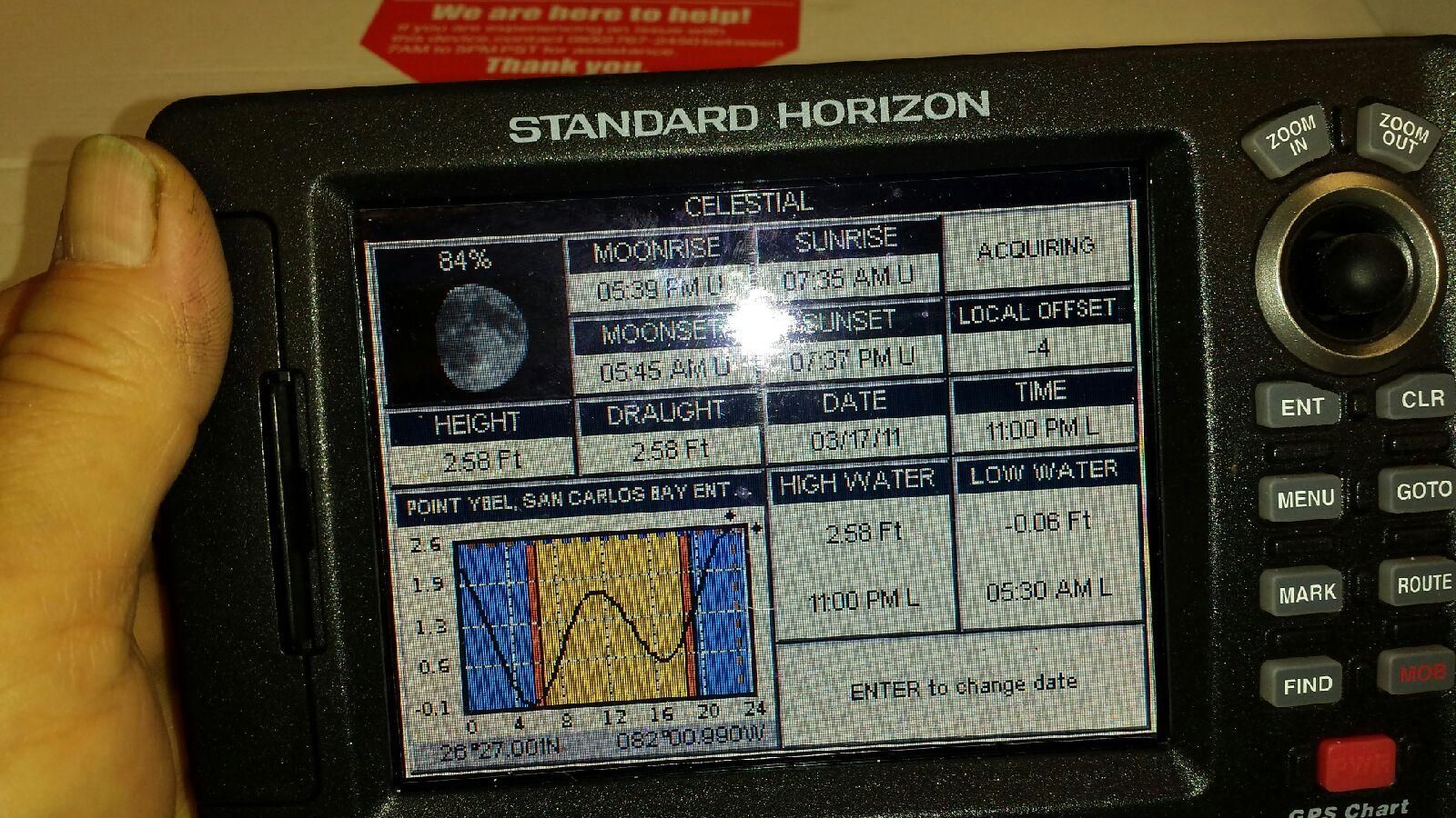 Standard Horizon CP180i Chartplotter with CMap card 500 Bloodydecks
